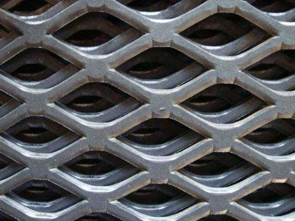 steel expanded mesh flattened